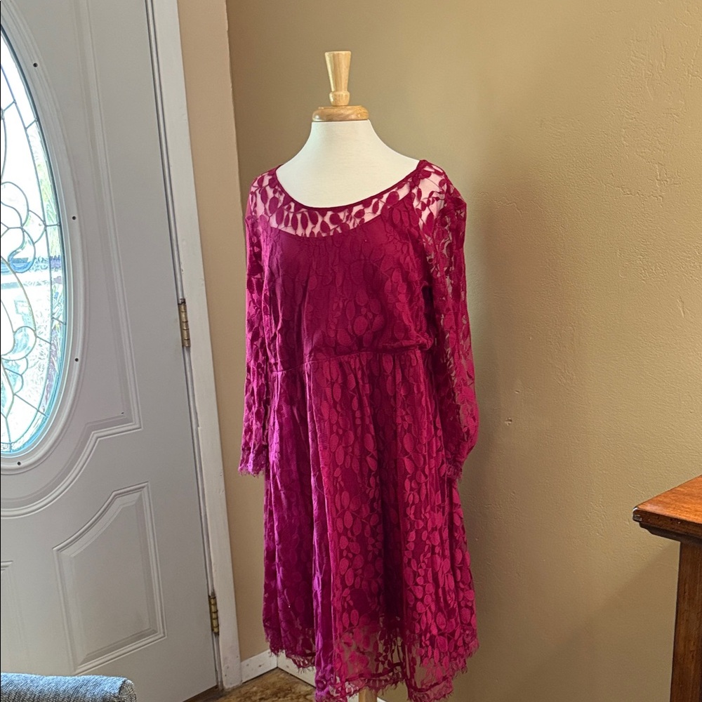 Elegant Long Sleeve Lace Dress in Rich Magenta